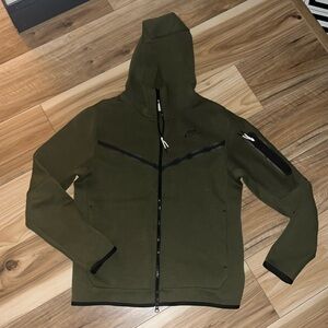 EUC Nike Sportswear Tech Fleece Full-Zip Hoodie RoughGreen CU4489-326 Men’s Sz M